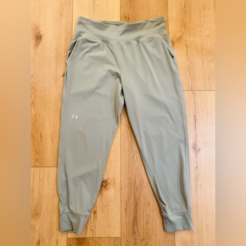 Under Armour Joggers Sage Green Athletic Motion Movement Athleisure Gym Size XL